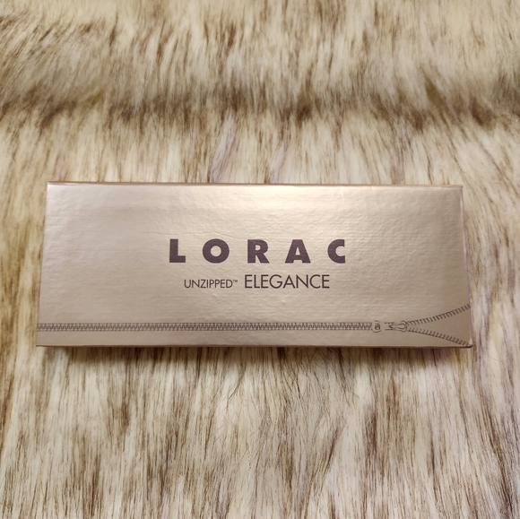 DISCONTINUED Lorac Unzipped Elegance Eyeshadow Palette **brush included** - Picture 2 of 5